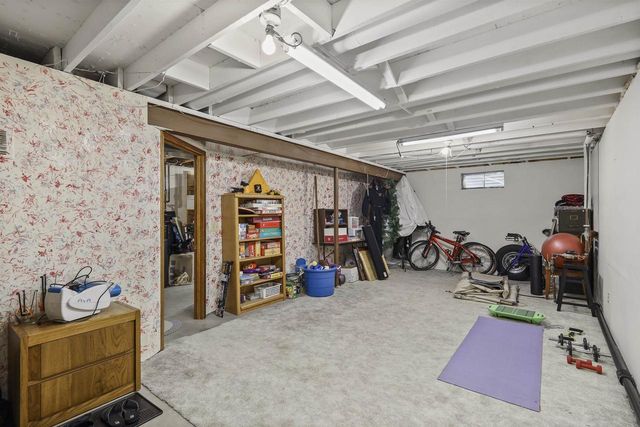125 Coach House Drive, Madison, WI 53714