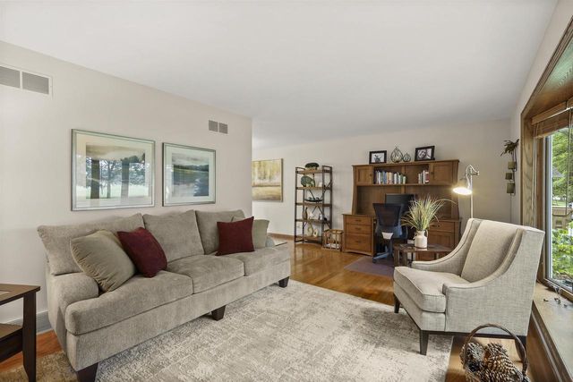 125 Coach House Drive, Madison, WI 53714