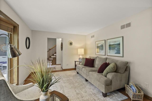 125 Coach House Drive, Madison, WI 53714