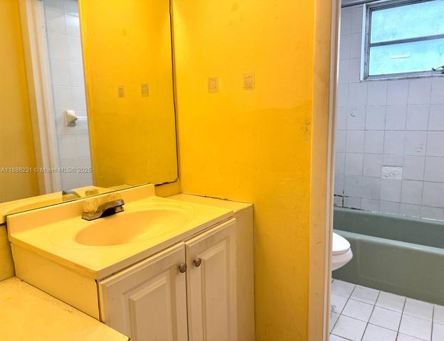 1215 SW 32nd Ave 108A, Miami, FL 33135