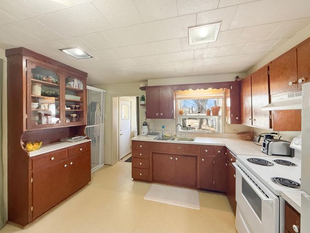 1517 Minnesota Avenue NW, Bemidji, MN 56601