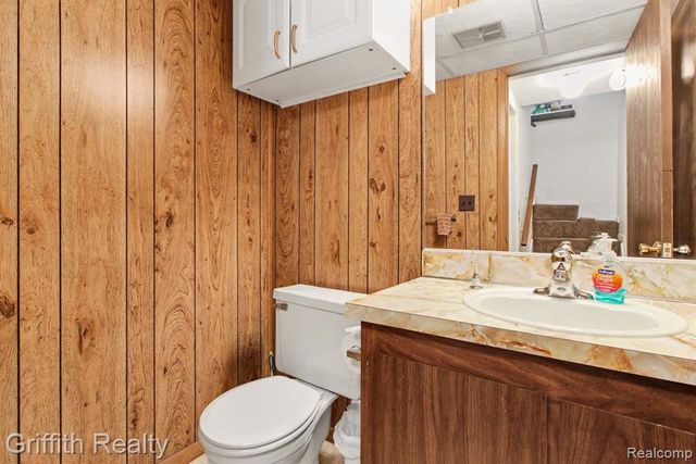 25231 Potomac Drive 2, South Lyon, MI 48178