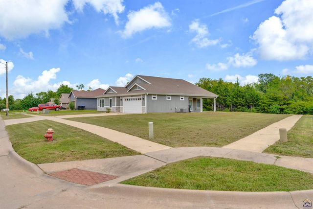 3306 SE Long ST, Topeka, KS 66605