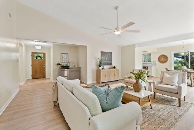 1471 Battery Brown Court, Charleston, SC 29412