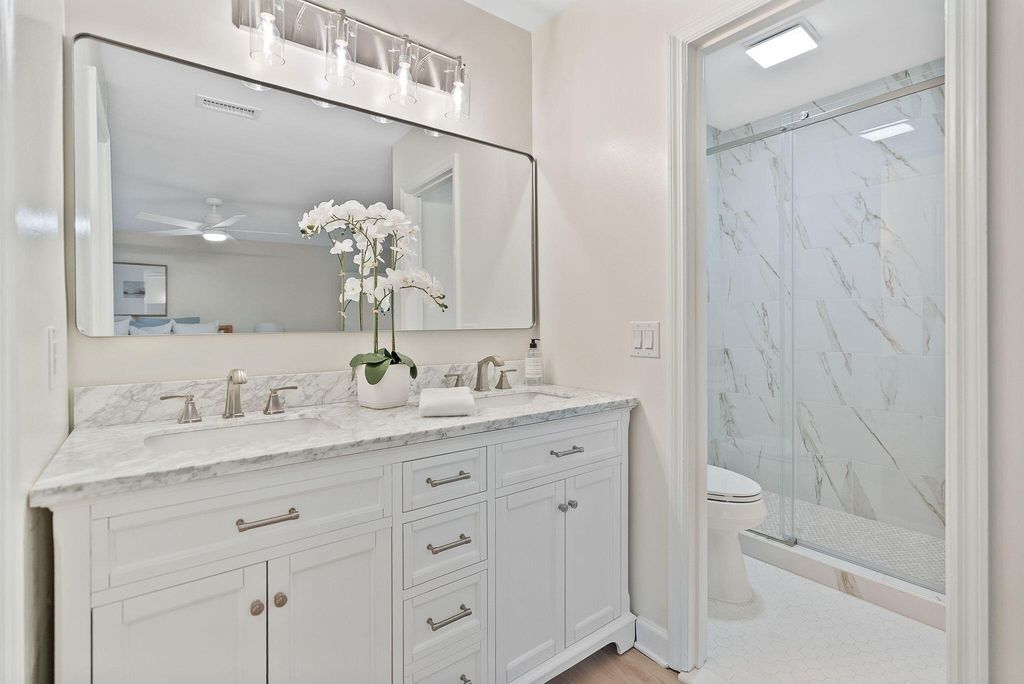 Image 25 of property listing at 1471 Battery Brown Court, Charleston, SC 29412