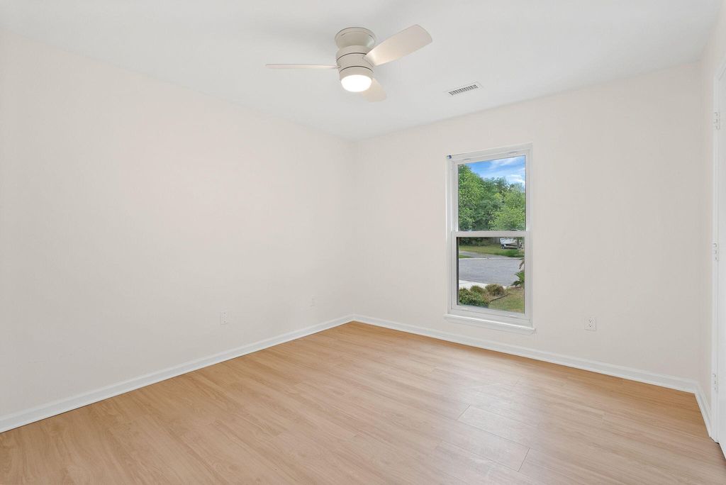 Image 30 of property listing at 1471 Battery Brown Court, Charleston, SC 29412