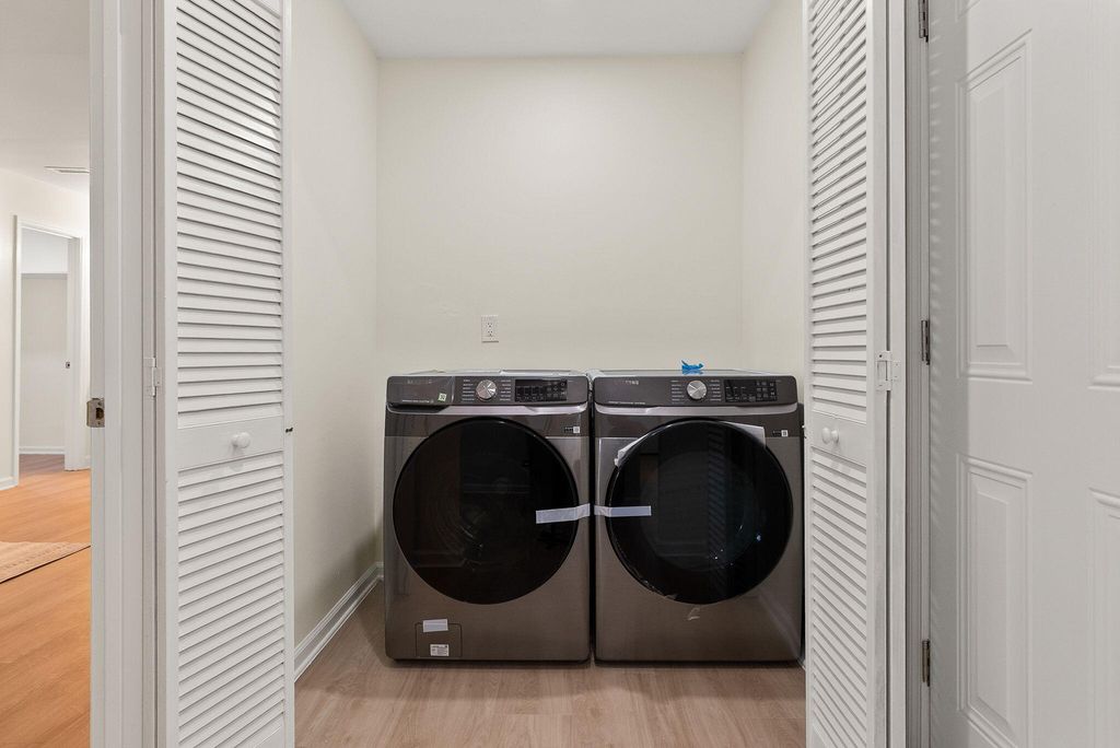 Image 33 of property listing at 1471 Battery Brown Court, Charleston, SC 29412