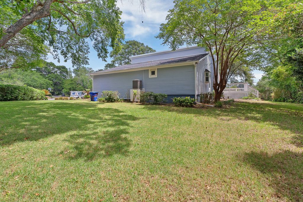 Image 45 of property listing at 1471 Battery Brown Court, Charleston, SC 29412