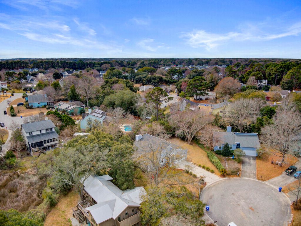 Image 60 of property listing at 1471 Battery Brown Court, Charleston, SC 29412