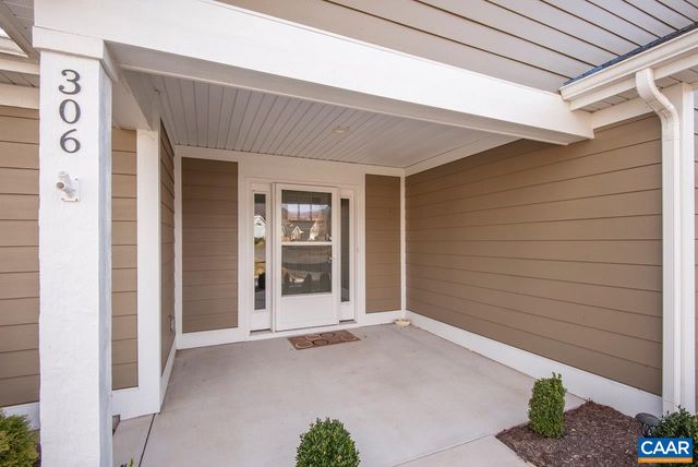 306 STONE ORCHARD DR, Nellysford, VA 22958