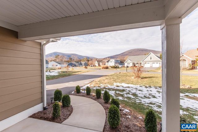 306 STONE ORCHARD DR, Nellysford, VA 22958