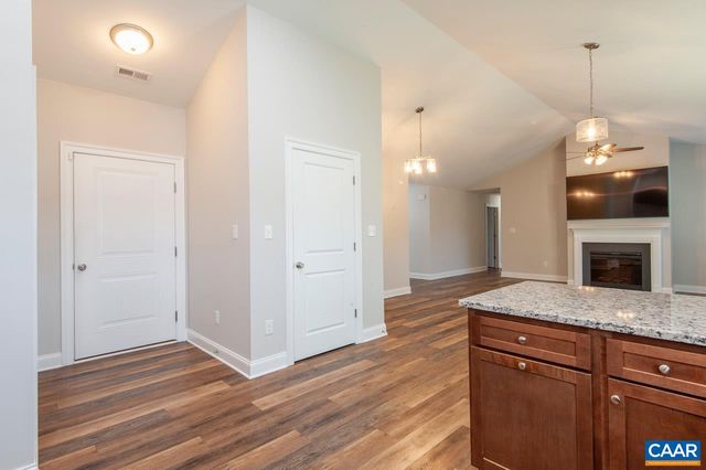 306 STONE ORCHARD DR, Nellysford, VA 22958