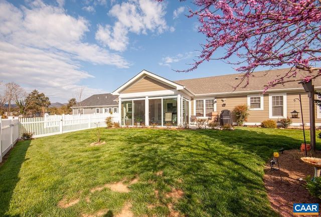 306 STONE ORCHARD DR, Nellysford, VA 22958