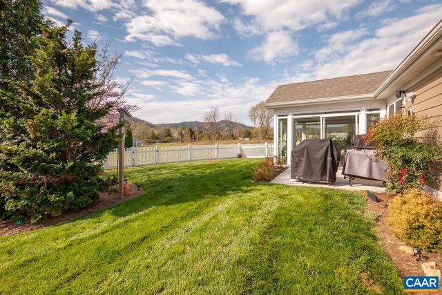 306 STONE ORCHARD DR, Nellysford, VA 22958