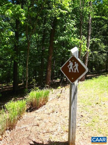 306 STONE ORCHARD DR, Nellysford, VA 22958