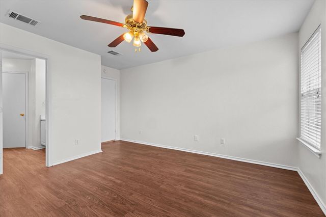 18224 Canopy LN, Manor, TX 78653