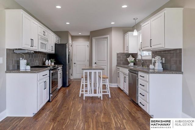 9973 S 171st Street, Omaha, NE 68136