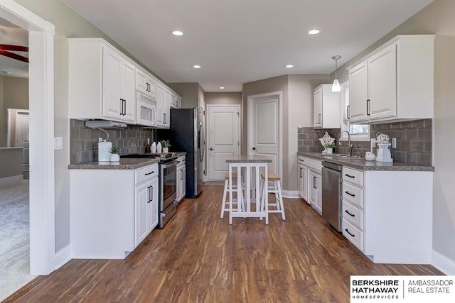 9973 S 171st Street, Omaha, NE 68136