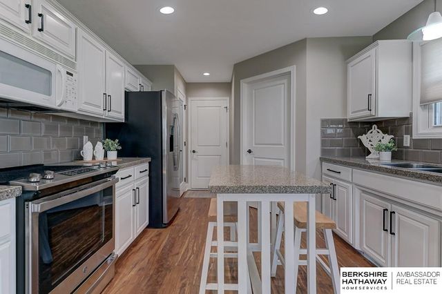 9973 S 171st Street, Omaha, NE 68136