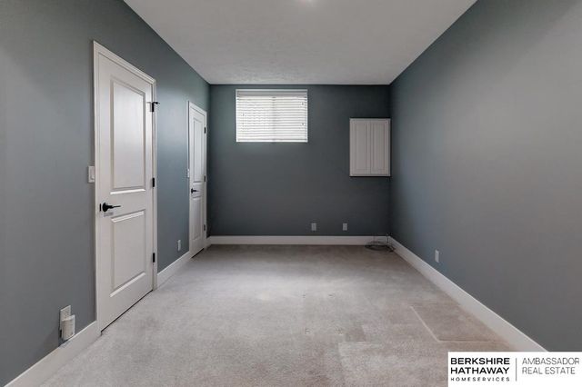 9973 S 171st Street, Omaha, NE 68136