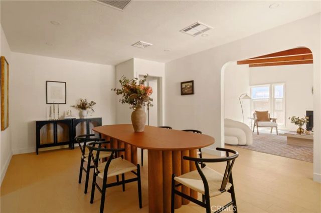 6246 Fallbrook, Los Angeles, CA 91367