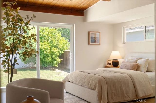 6246 Fallbrook, Los Angeles, CA 91367