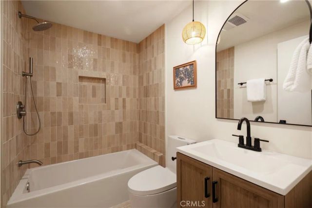 6246 Fallbrook, Los Angeles, CA 91367