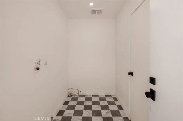 6246 Fallbrook, Los Angeles, CA 91367