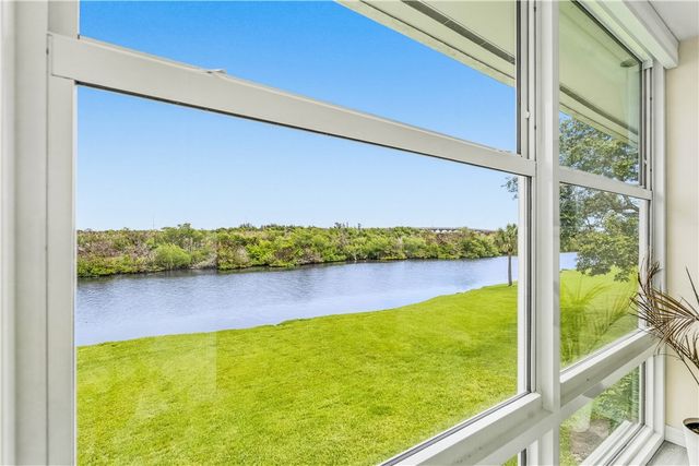 2800 Indian River Boulevard 7F, Vero Beach, FL 32960