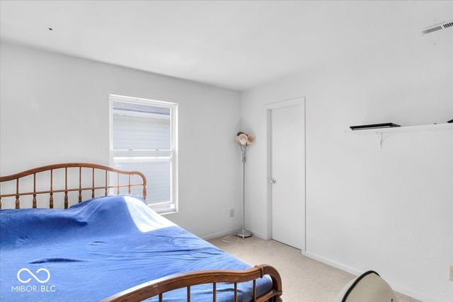 951 Curlew Lane, Greenwood, IN 46143