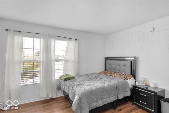 951 Curlew Lane, Greenwood, IN 46143