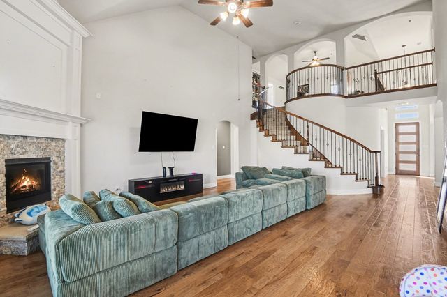 6116 Cooper Creek Street, Fort Worth, TX 76179