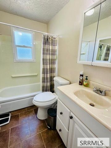 13857 N 115 E, Idaho Falls, ID 83401