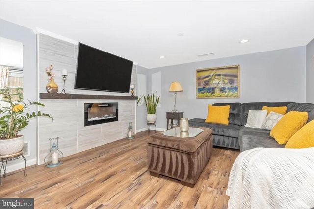 13016 INGLESIDE DR, Beltsville, MD 20705