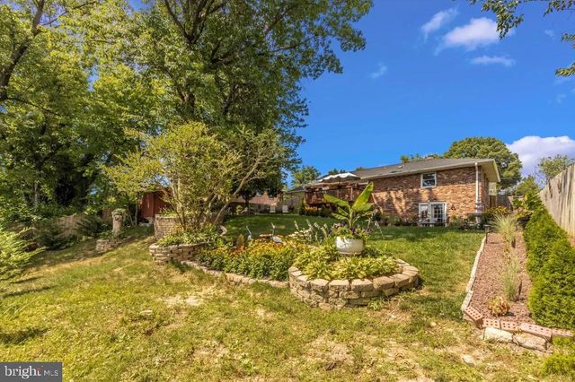 13016 INGLESIDE DR, Beltsville, MD 20705