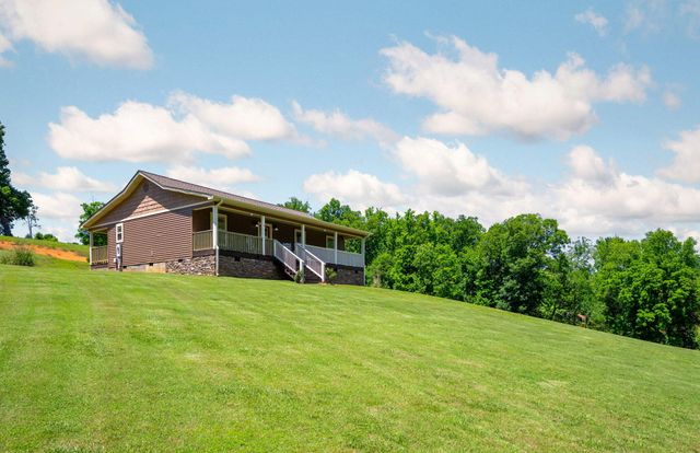 8851 Ra Griffith Highway, Whitwell, TN 37397