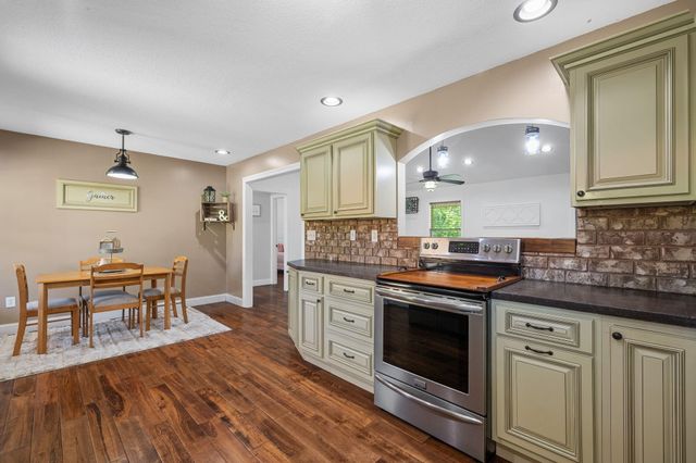 8851 Ra Griffith Highway, Whitwell, TN 37397