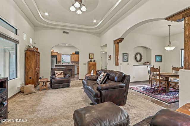 2284 Calais Avenue, Las Cruces, NM 88011