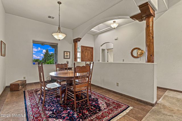 2284 Calais Avenue, Las Cruces, NM 88011