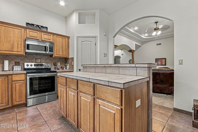 2284 Calais Avenue, Las Cruces, NM 88011