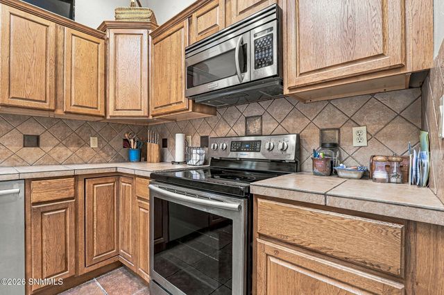 2284 Calais Avenue, Las Cruces, NM 88011
