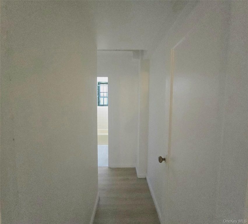 2059 McGraw Avenue 5C, Bronx, NY 10462 — photo 5