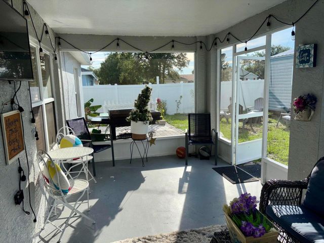 981 SW Mccomkle Avenue, Port St. Lucie, Port St Lucie, FL 34953