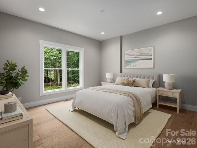 104 Arrowood Lane, Hendersonville, NC 28791