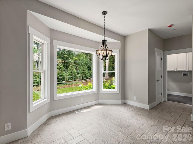 104 Arrowood Lane, Hendersonville, NC 28791