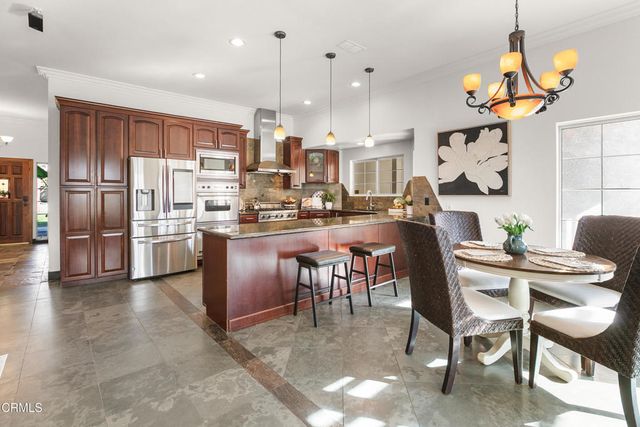 10240 Principe Place, Santa Rosa, CA 93012