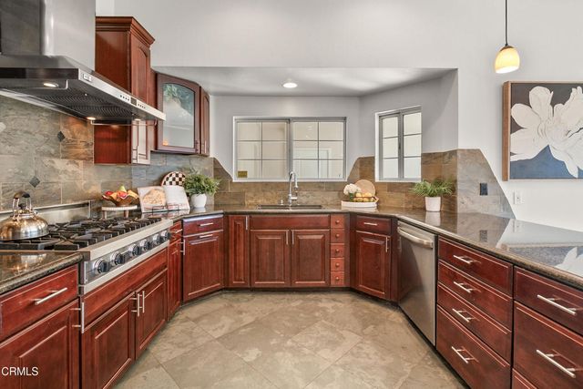 10240 Principe Place, Santa Rosa, CA 93012