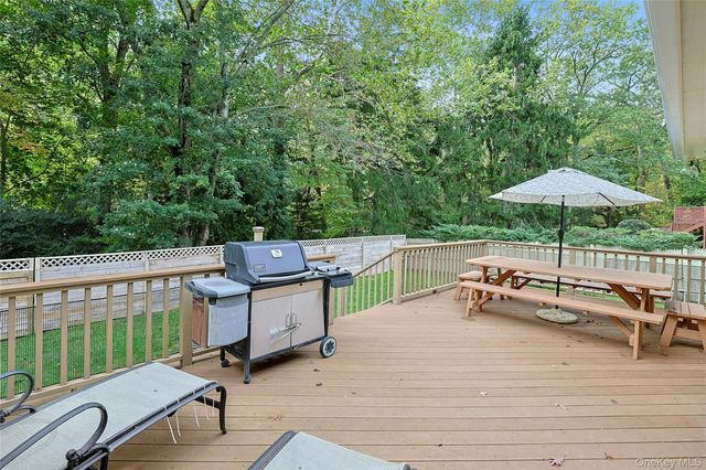 97 Winding Brook Road, New Rochelle, NY 10804