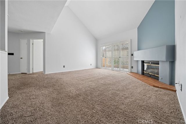 23715 Del Monte 216, Valencia, CA 91355