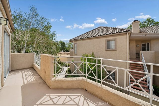 23715 Del Monte 216, Valencia, CA 91355